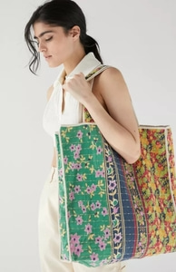 urban outfitters tote