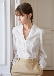 Simple Retro blouse
