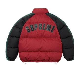 Supreme down jacket (관부가세 15만원 추가예상)