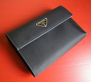 USED PRADA M510 wallet 