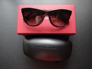 Salvatore Ferragamo Sunglasses SF685